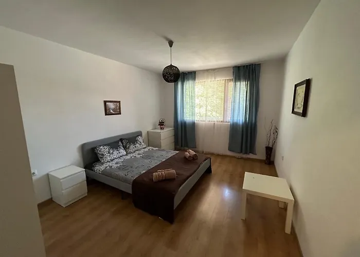 Апартамент мая с две спални *